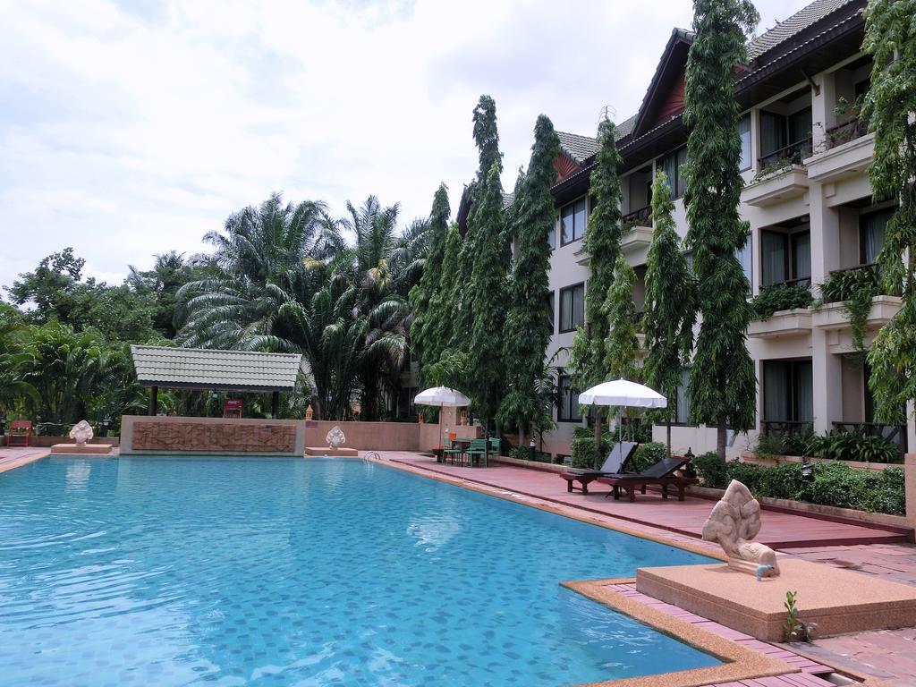 Ubon Buri Hotel & Resort Warin Chamrap Стая снимка