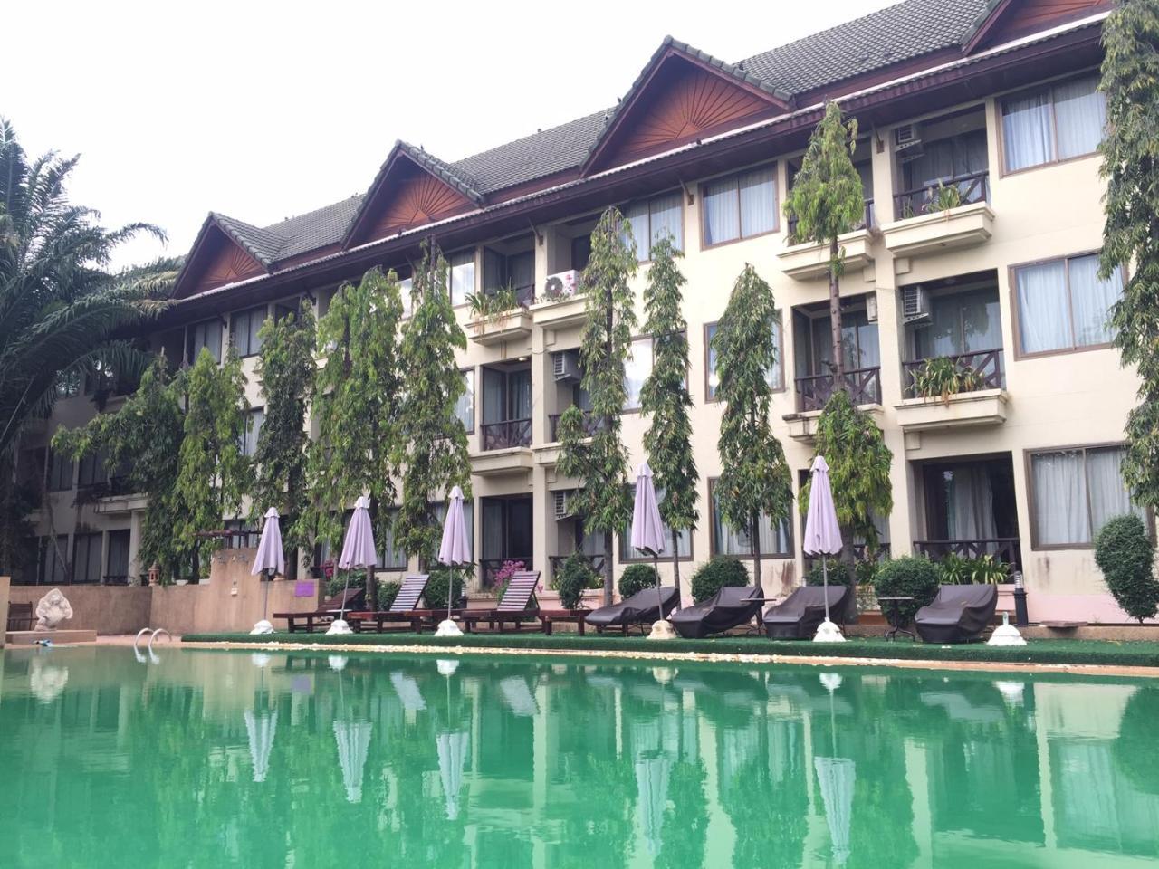 Ubon Buri Hotel & Resort Warin Chamrap Екстериор снимка